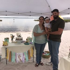 Meet your Posher, Mingee